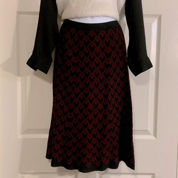 LIZ CLAIBORNE, midi skirt, great condition, small - Picture 1 of 9